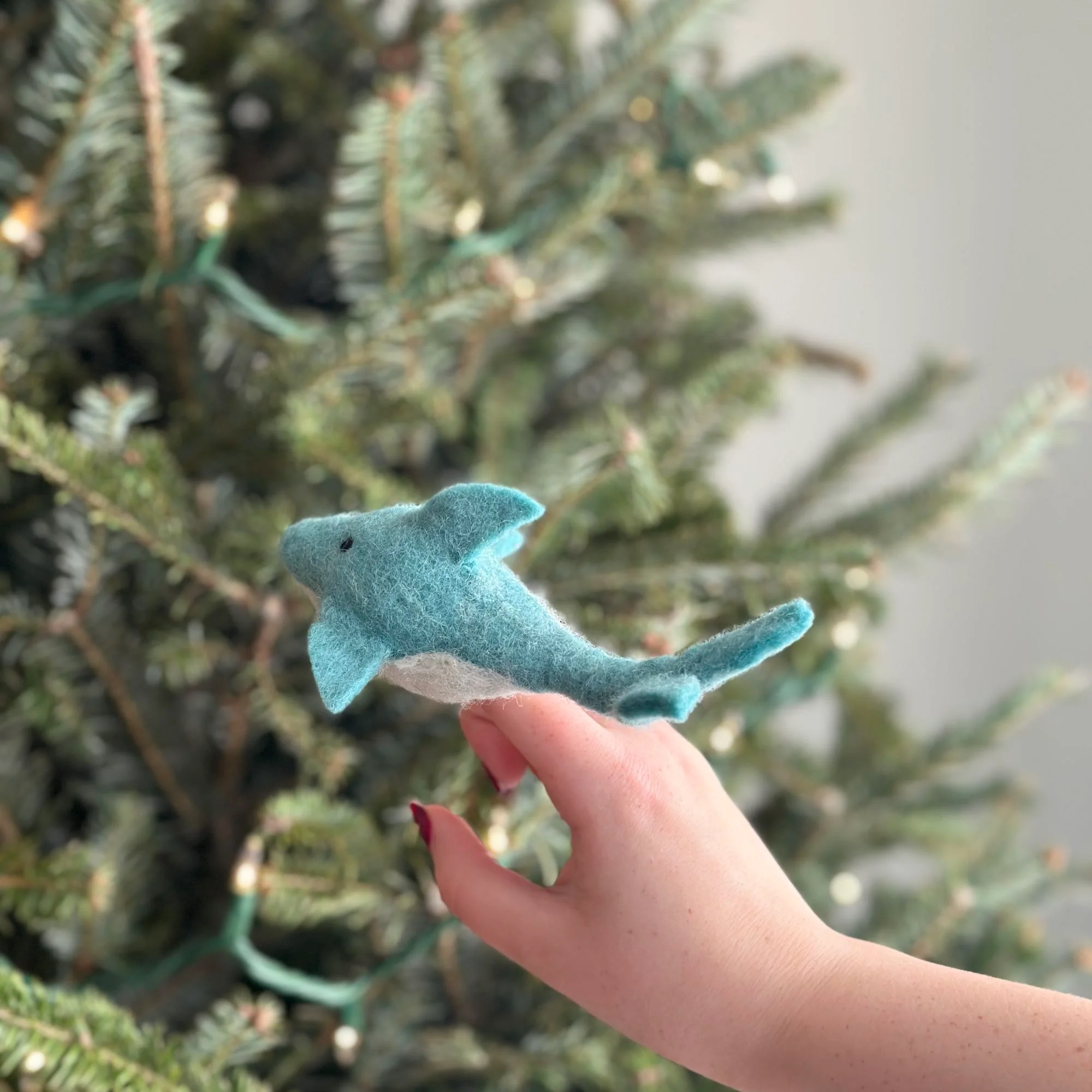 Ganapati Crafts Co. Dolphin Finger Puppet
