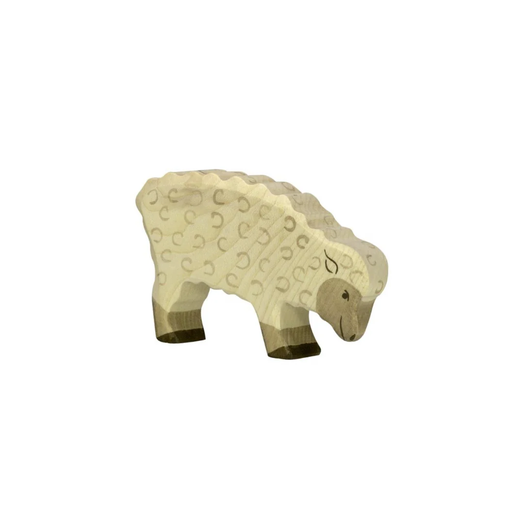 Holztiger Sheep Feeding