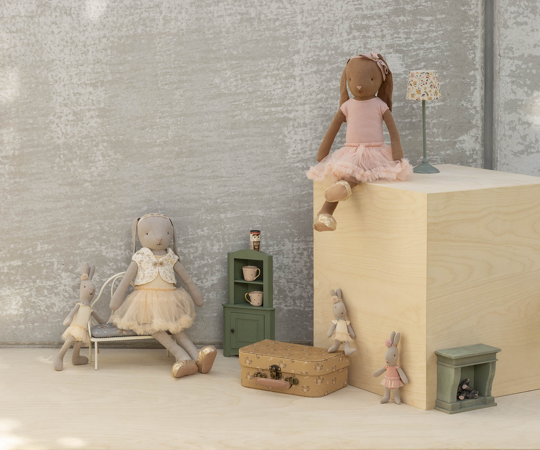 Maileg Rabbit size 1, Classic - Ballet suit and skirt cream - Image 3