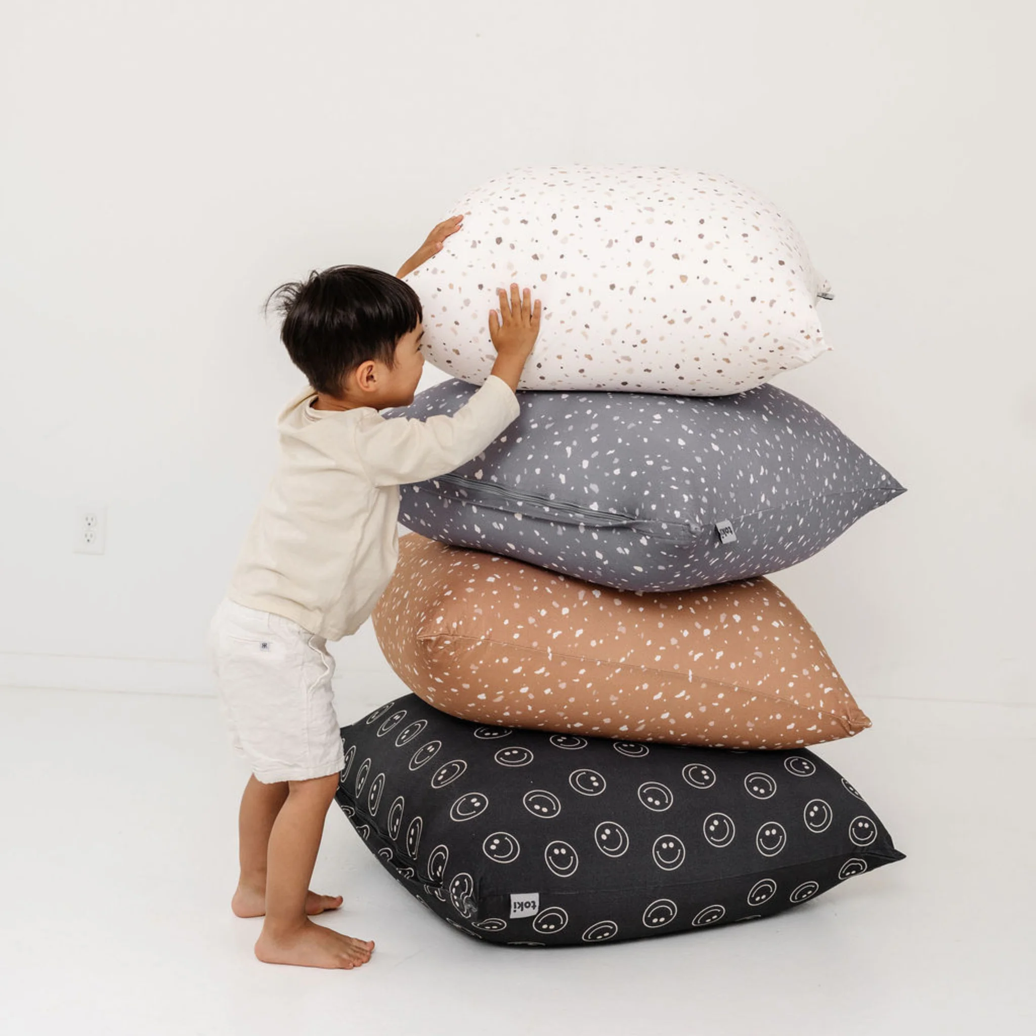 Toki Kids Terrazzo Clay Bean Bag - Image 4